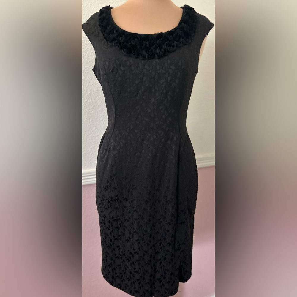 London Times Black Sheath Midi Dress Scoop Neck Sleeveless